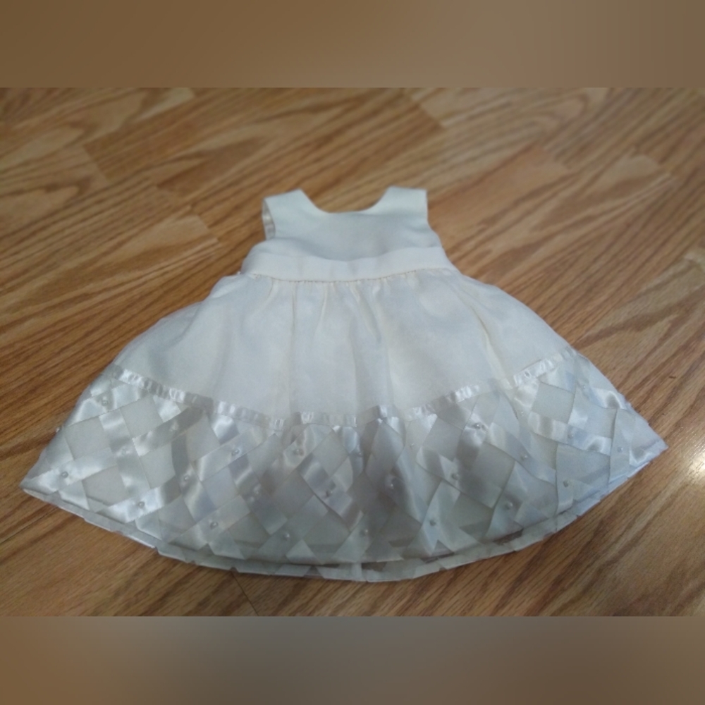 Cinderella Brand Formal Dress For Baby. 6 Months. Champagne Color